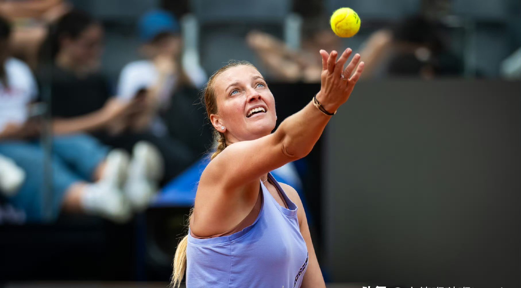 九游电脑版-科维托娃迎来十二赛季出色发挥，阿森纳观众热烈欢呼！-九游电脑版