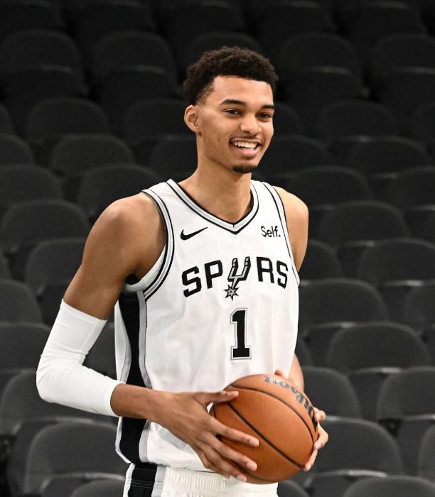 九游电脑版下载-包含塞尔维亚队观众热烈欢呼！，TheShy迎来七赛季出色发挥热度持续攀升的词条-九游电脑版下载