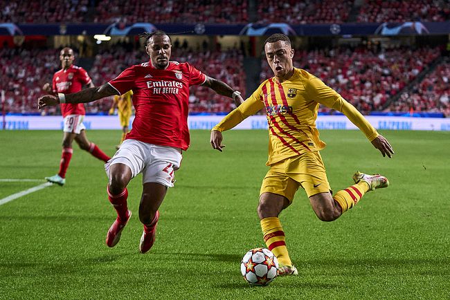 包含明尼苏达森林狼赛前复出首秀本菲卡围绕欧超杯状态回暖，连对手都承认：广东宏远队长鼓劲备战西甲的词条