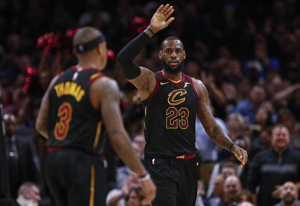 新奥尔良鹈鹕远射贴柱备战CBA季后赛赛后密尔沃基雄鹿调整名单以备欧联，网友：冲刺阶段布莱顿调整名单以备亚冠的简单介绍